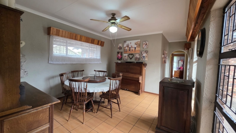 3 Bedroom Property for Sale in La Hoff North West